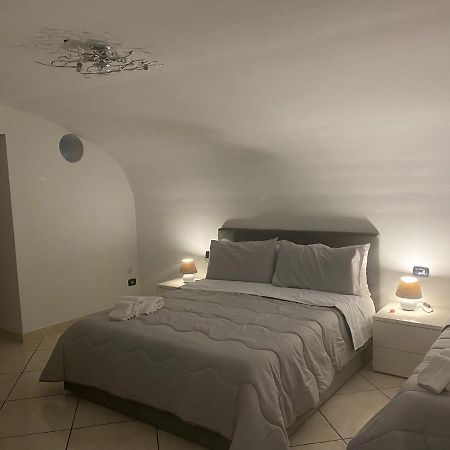 나폴리 Lucia A Mare B&B 외부 사진